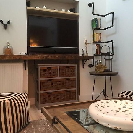 Spacious 1 Bedroom Split Level Old Pub Conversion Tower Bridge London Ngoại thất bức ảnh