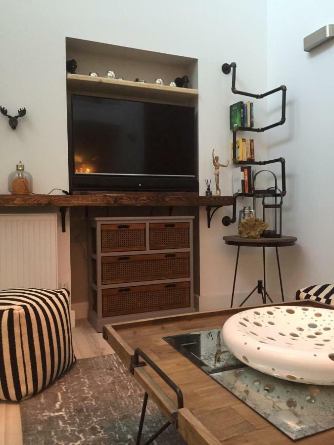 Spacious 1 Bedroom Split Level Old Pub Conversion Tower Bridge London Ngoại thất bức ảnh